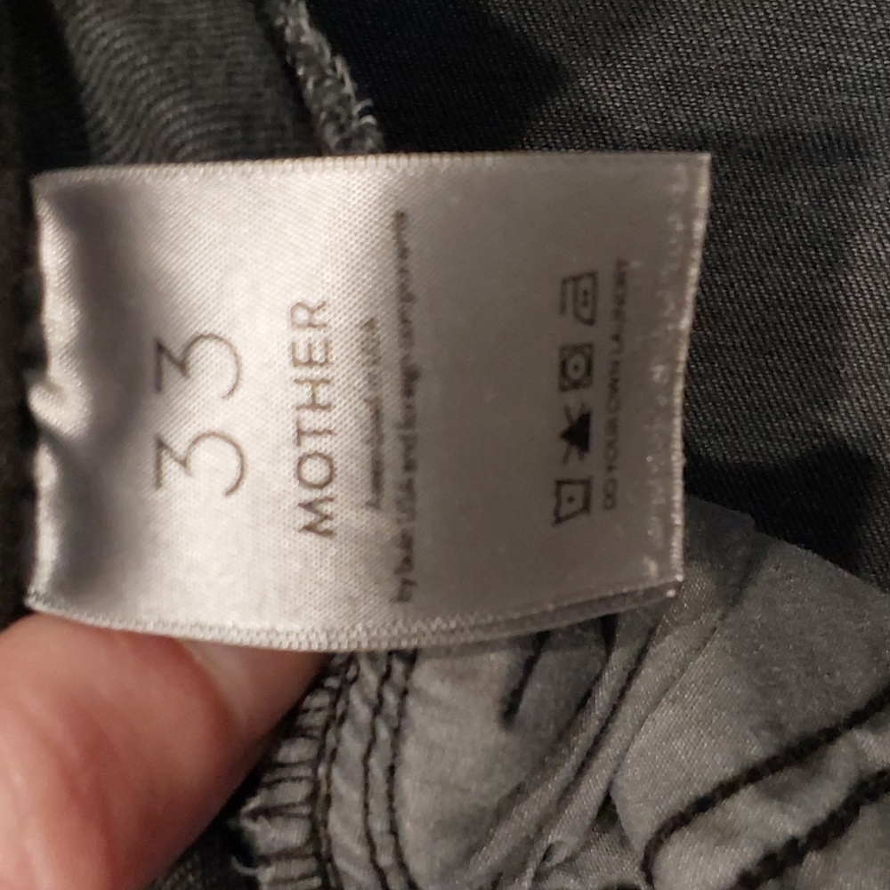 Mother High Waisted Pointy Study Nerdy jeans in black denim. Womens Size 33 - Picture 9 of 14